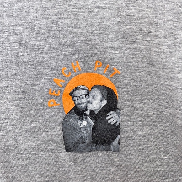 cropped Peach Pit tour t-shirt - Picture 4 of 4